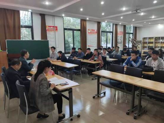 说明: C:\Users\Administrator\Desktop\9728太阳集团成功举办校运会动员大会\9728太阳集团成功举办校运会动员大会\F1A4EAD0626922C7487DB3D687EA5694.jpg